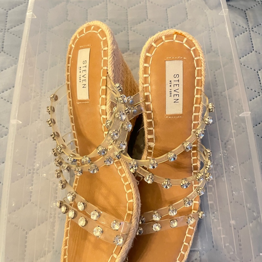Beautiful Steven Women’s Shoes from NY size 9 worn once. Beautiful and elegant. - Picture 3 of 10